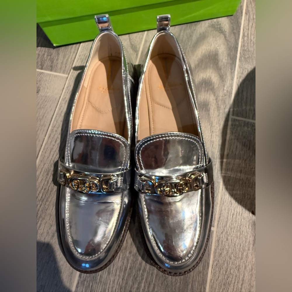 Sam Edelman Christy Silver Metallic Leather Women's Loafers with Chain Accent - Picture 6 of 9
